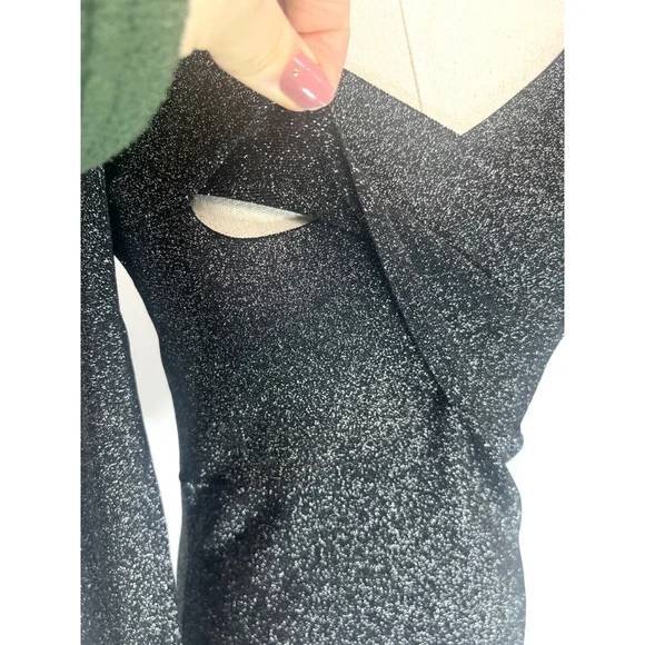 New Ted Baker Womens Black Silver Metallic Top Size 6 US TD 2 Eloisy Crossover